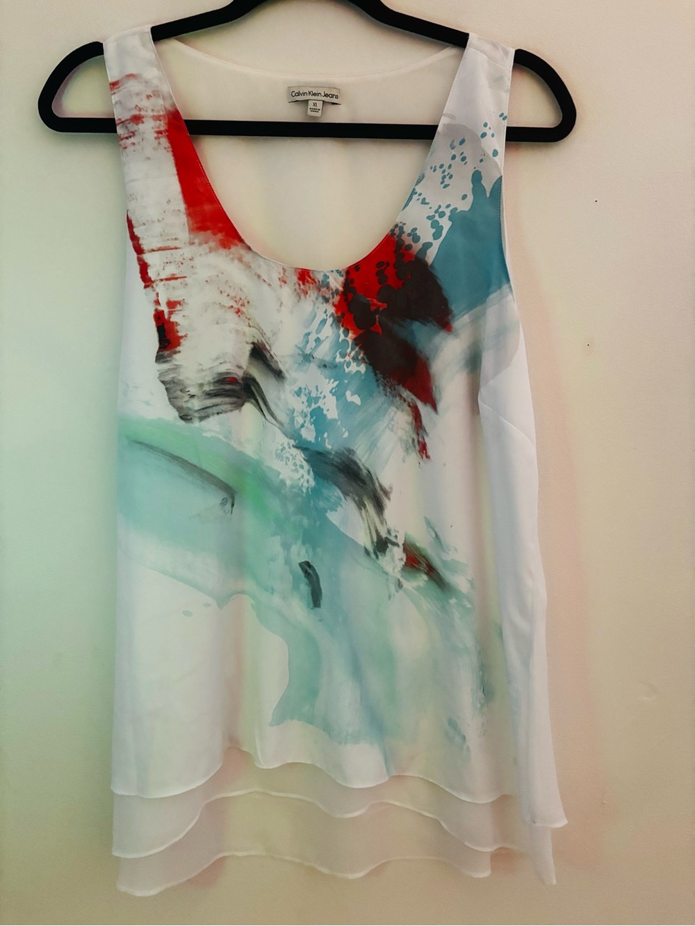 XL LIKE NEW -Calvin Klein Jeans Abstract Watercolor Layered TOP White, Red, Teal